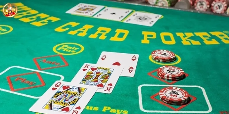 Các quy định và luật chơi Three Card Poker tại Sunwin